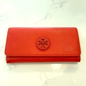 Excellent Condition Tory Burch wallet
